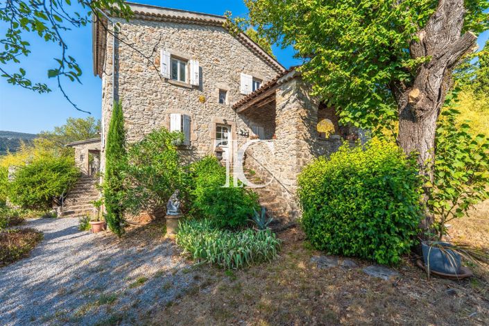 Image No.2-4 Bed House for sale