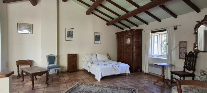 Image No.16-4 Bed House for sale