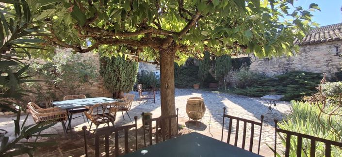 Image No.3-4 Bed House for sale