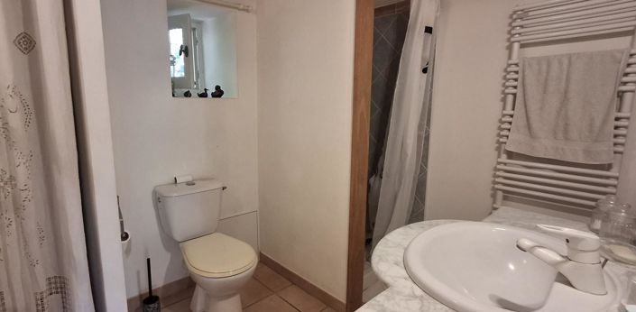 Image No.9-4 Bed House for sale