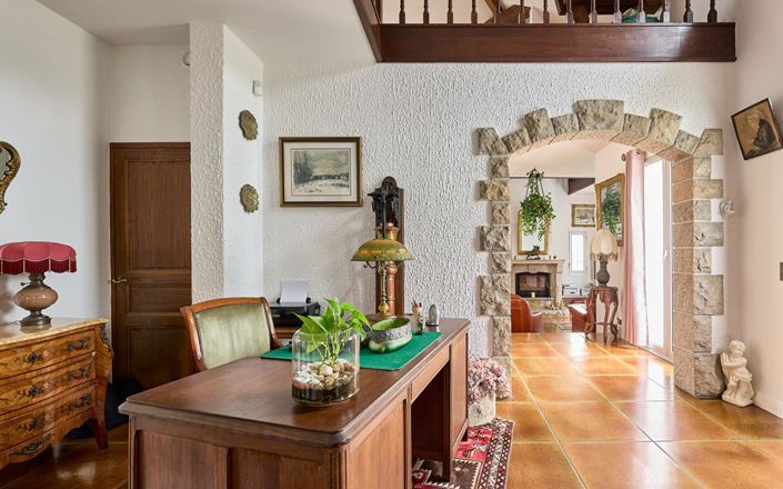 Image No.10-4 Bed House for sale