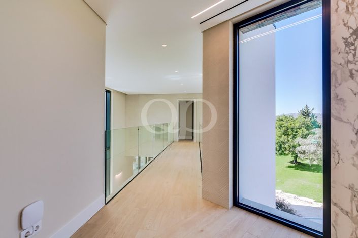 Image No.27-4 Bed House for sale