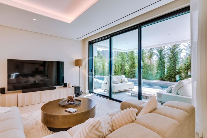 Image No.3-4 Bed House for sale