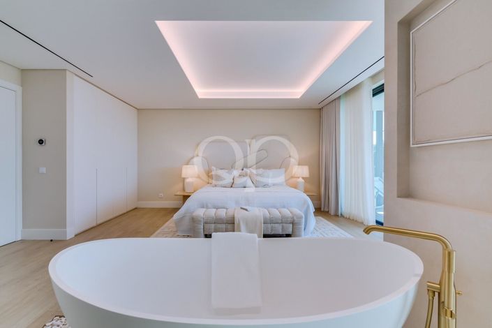 Image No.36-4 Bed House for sale