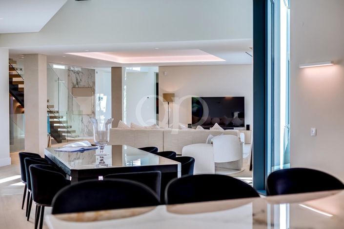 Image No.52-4 Bed House for sale