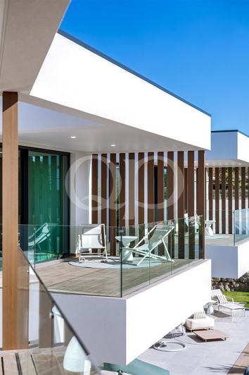 Image No.55-4 Bed House for sale