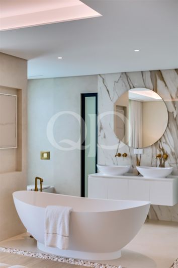 Image No.58-4 Bed House for sale