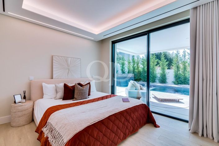 Image No.6-4 Bed House for sale