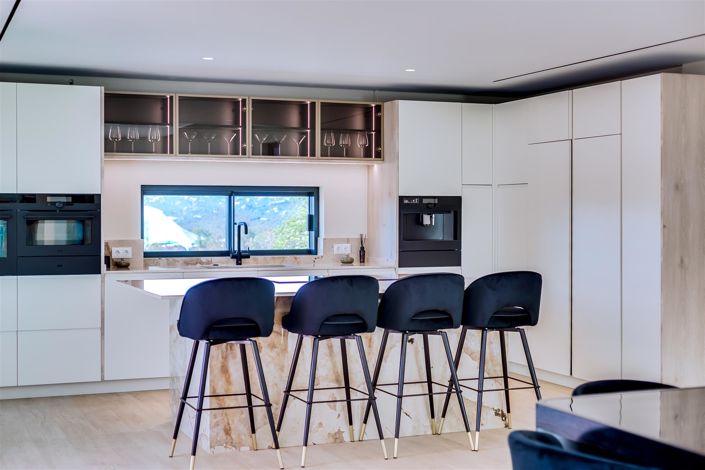 Image No.62-4 Bed House for sale