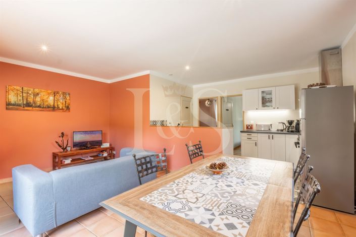 Image No.15-8 Bed House for sale