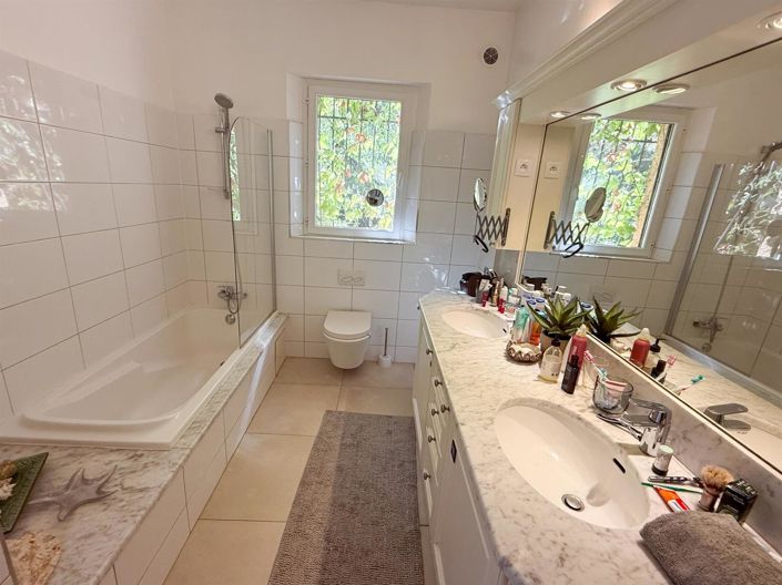 Image No.12-House for sale