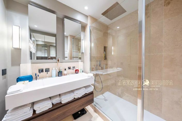 Image No.10-3 Bed Apartment for sale