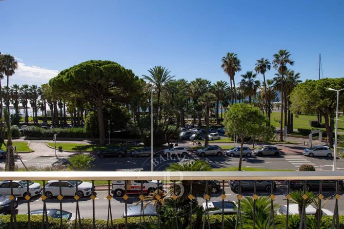 Image No.2-3 Bed Apartment for sale