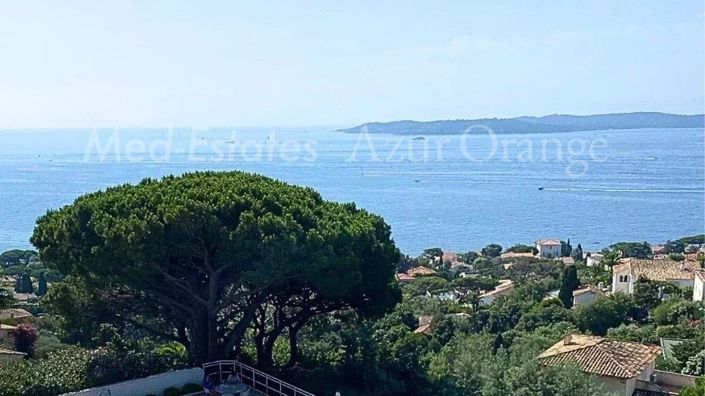 Image No.2-10 Bed House for sale