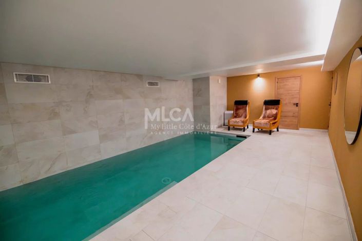 Image No.10-5 Bed House for sale