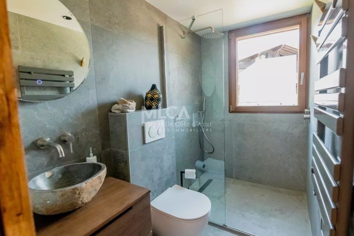 Image No.26-5 Bed House for sale