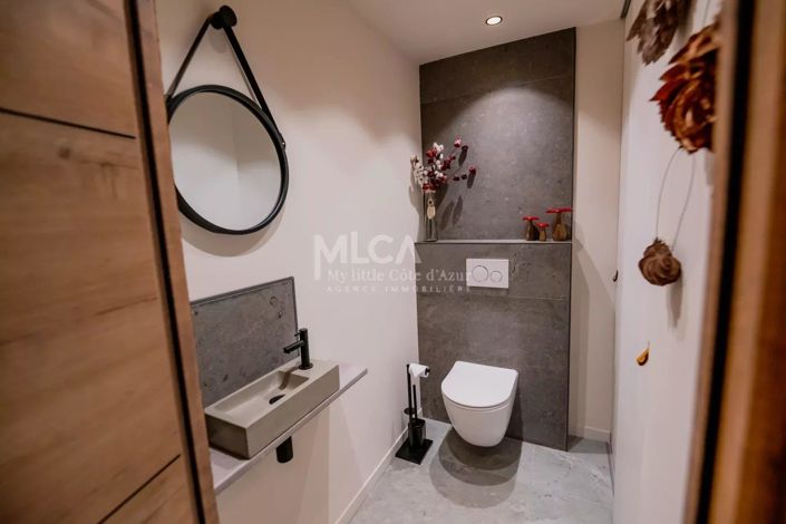 Image No.34-5 Bed House for sale