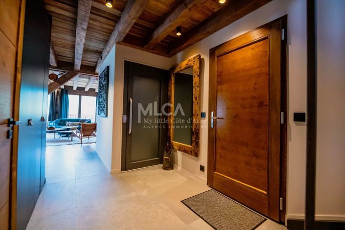 Image No.8-5 Bed House for sale