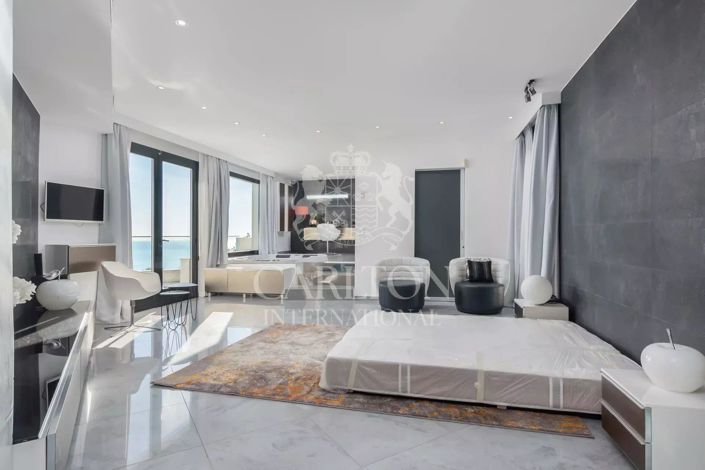 Image No.11-4 Bed House for sale