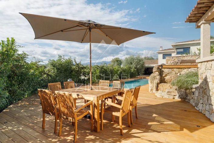 Image No.12-4 Bed House for sale