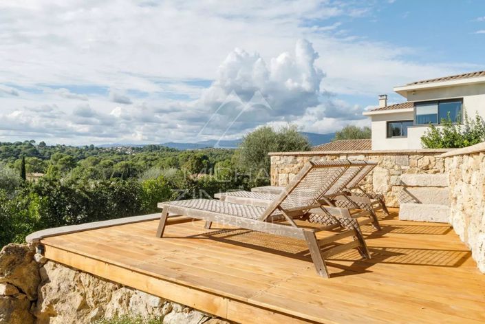 Image No.13-4 Bed House for sale