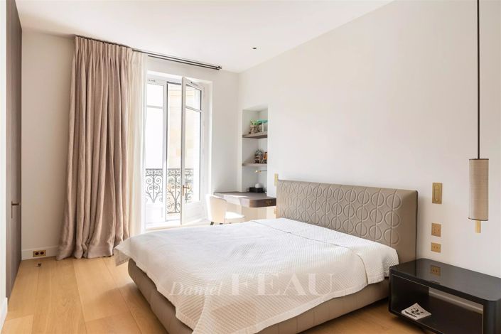 Image No.24-4 Bed Apartment for sale