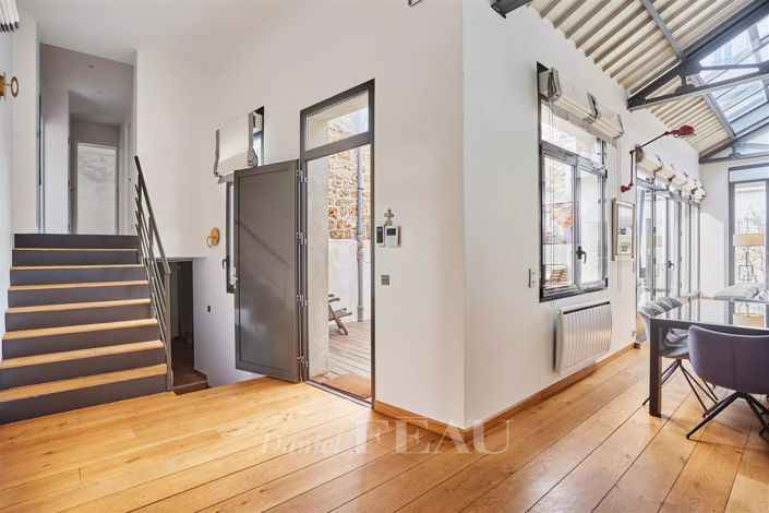 Image No.20-5 Bed House for sale