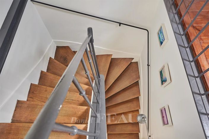 Image No.22-5 Bed House for sale