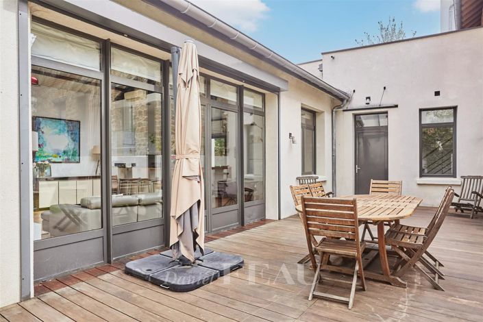 Image No.25-5 Bed House for sale