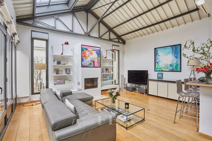 Image No.33-5 Bed House for sale