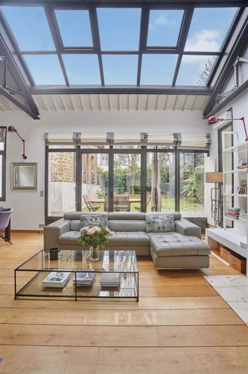 Image No.36-5 Bed House for sale