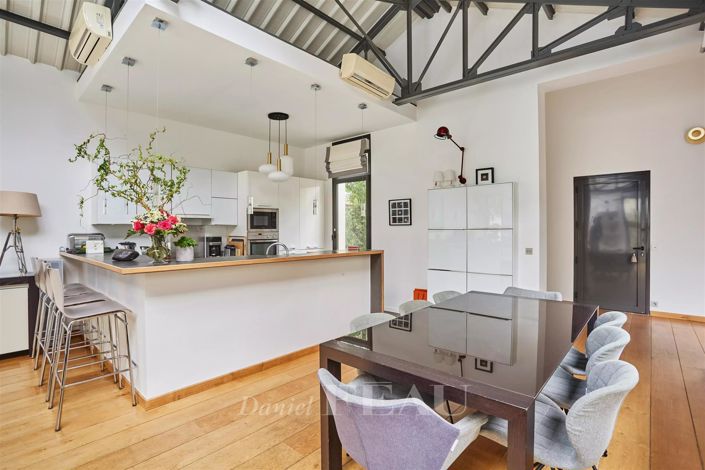 Image No.40-5 Bed House for sale