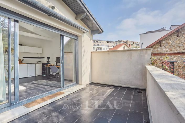 Image No.45-5 Bed House for sale