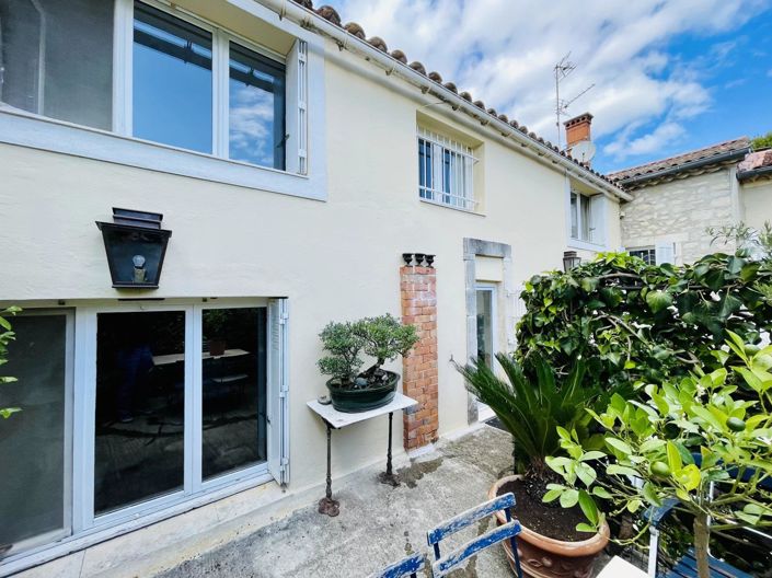 Image No.4-5 Bed House for sale