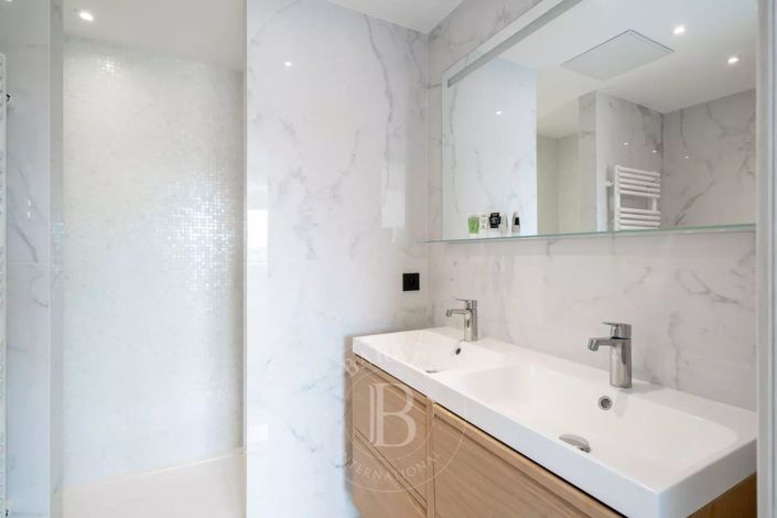 Image No.15-3 Bed Apartment for sale