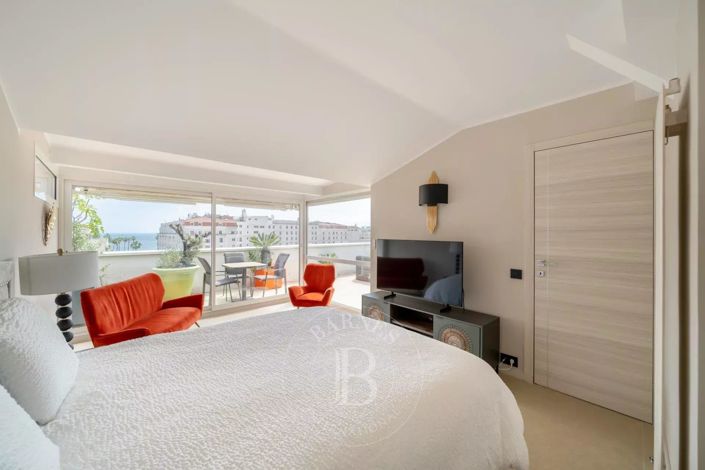 Image No.9-3 Bed Apartment for sale