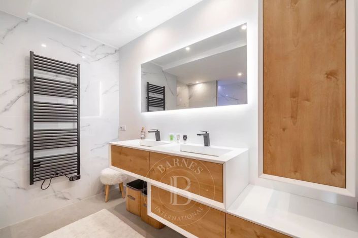 Image No.11-3 Bed Apartment for sale