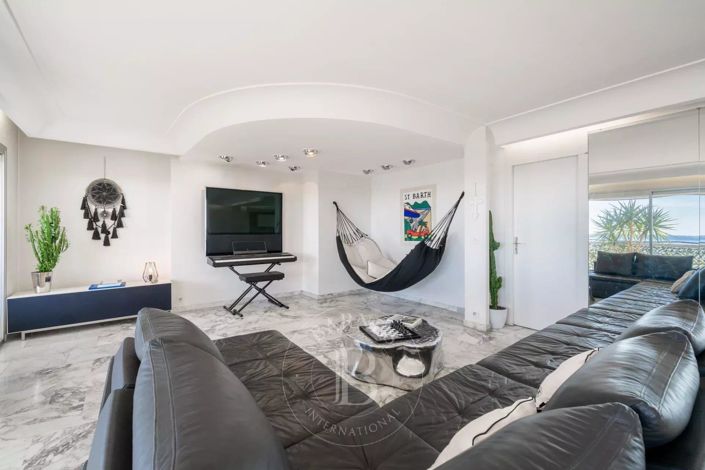 Image No.19-3 Bed Apartment for sale