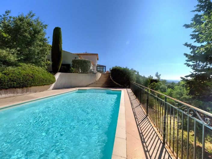 Image No.10-4 Bed House for sale