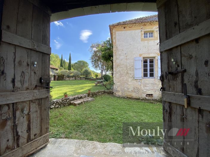 Image No.28-5 Bed House for sale