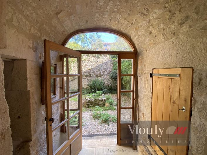 Image No.36-5 Bed House for sale