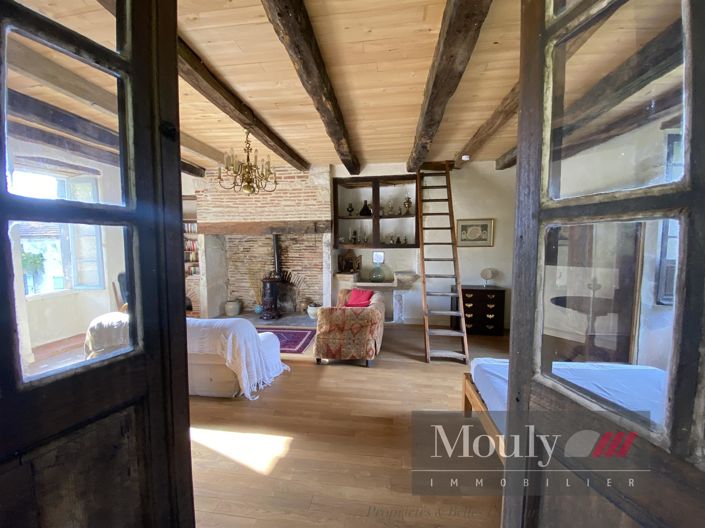 Image No.38-5 Bed House for sale