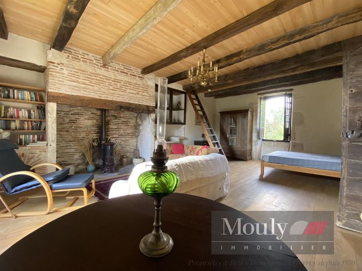 Image No.40-5 Bed House for sale