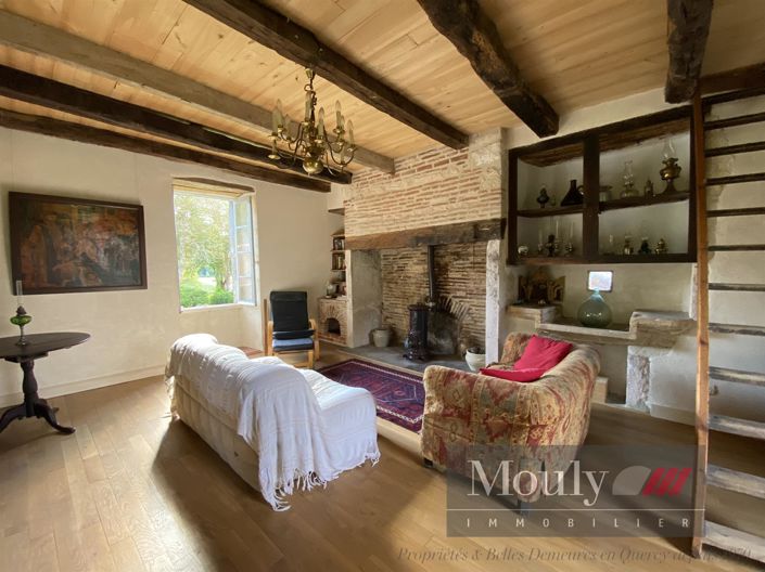 Image No.41-5 Bed House for sale