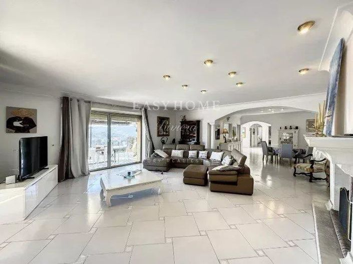 Image No.13-5 Bed House for sale