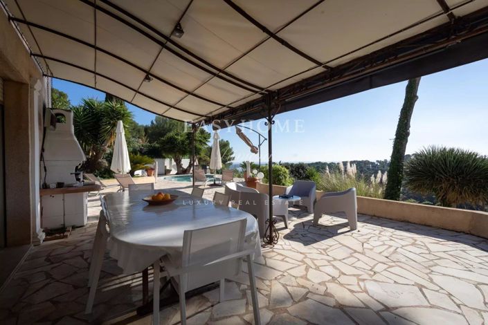 Image No.16-5 Bed House for sale