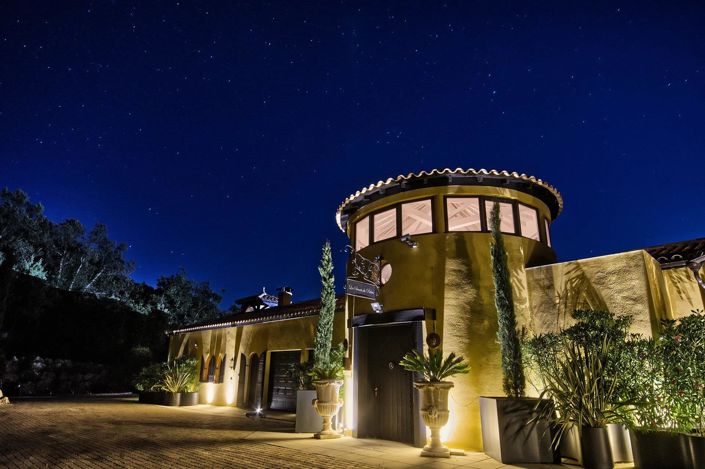 Image No.26-6 Bed House for sale