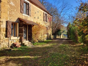 6 Bed House for sale