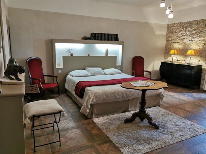 Image No.18-11 Bed House for sale