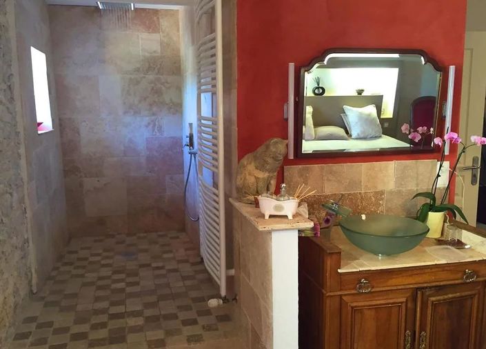 Image No.19-11 Bed House for sale